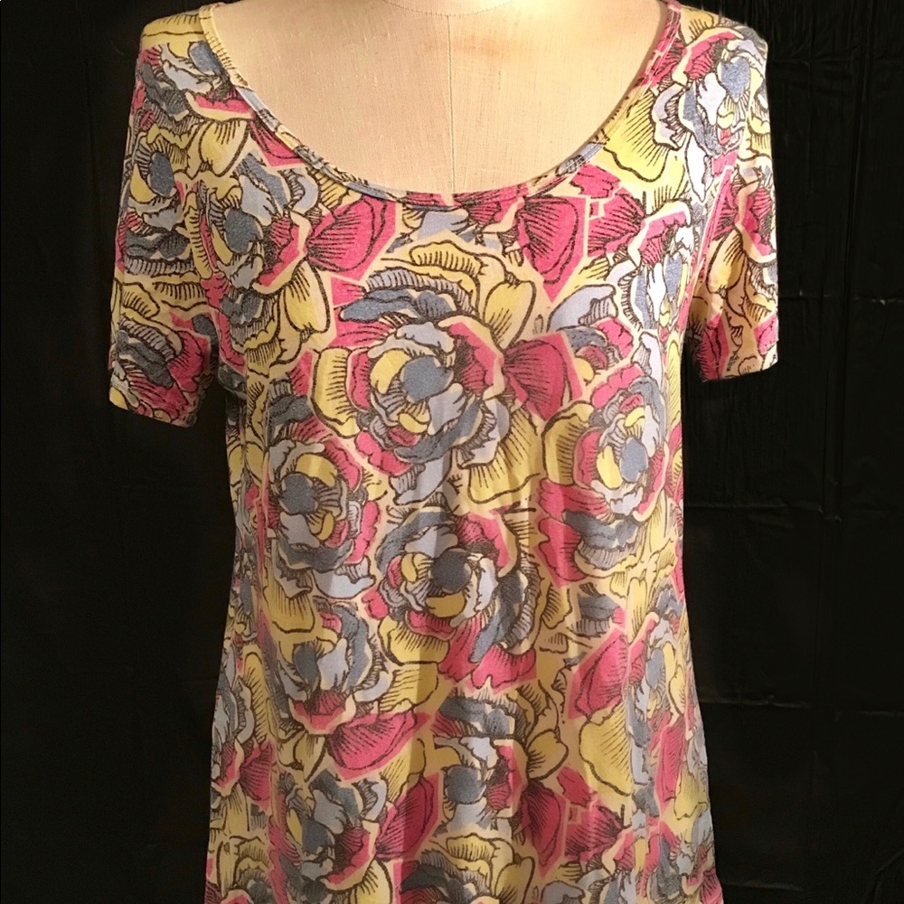 Lularoe Irma Large Colorful Roses Pastel T-shirt